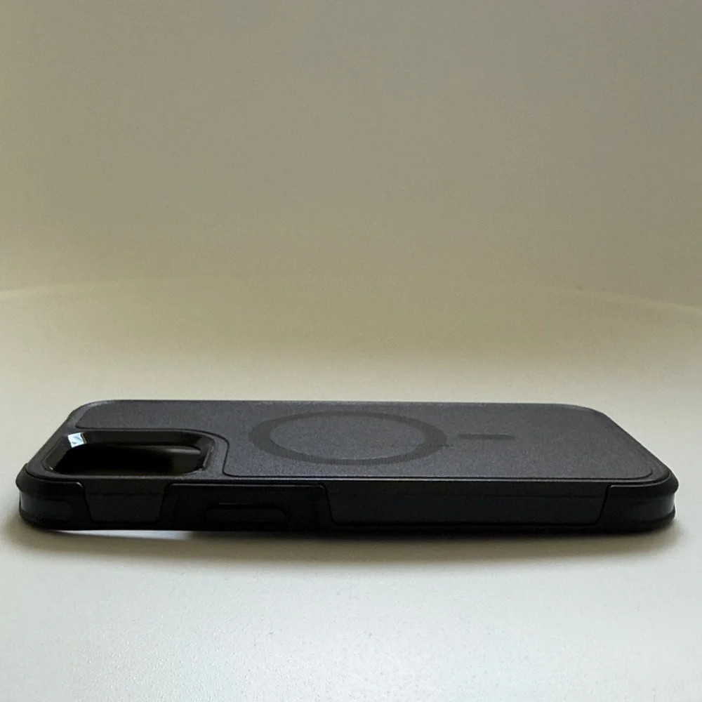 I Phone 12 Pro Max black cases